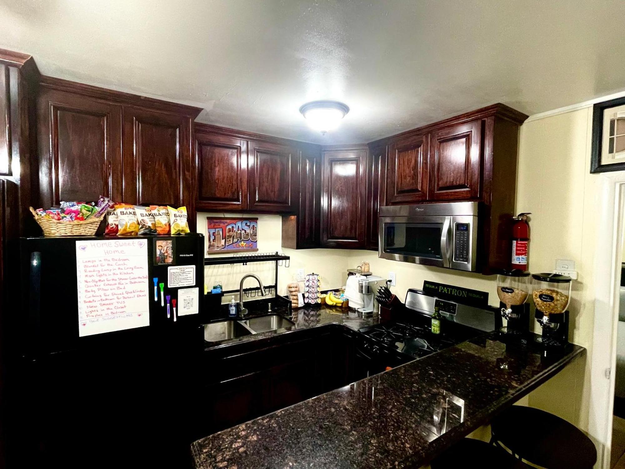 3Mins.Airport/Fort Bliss-Pet Friendly-Washer/Dryer Bed & Breakfast El Paso Exterior photo